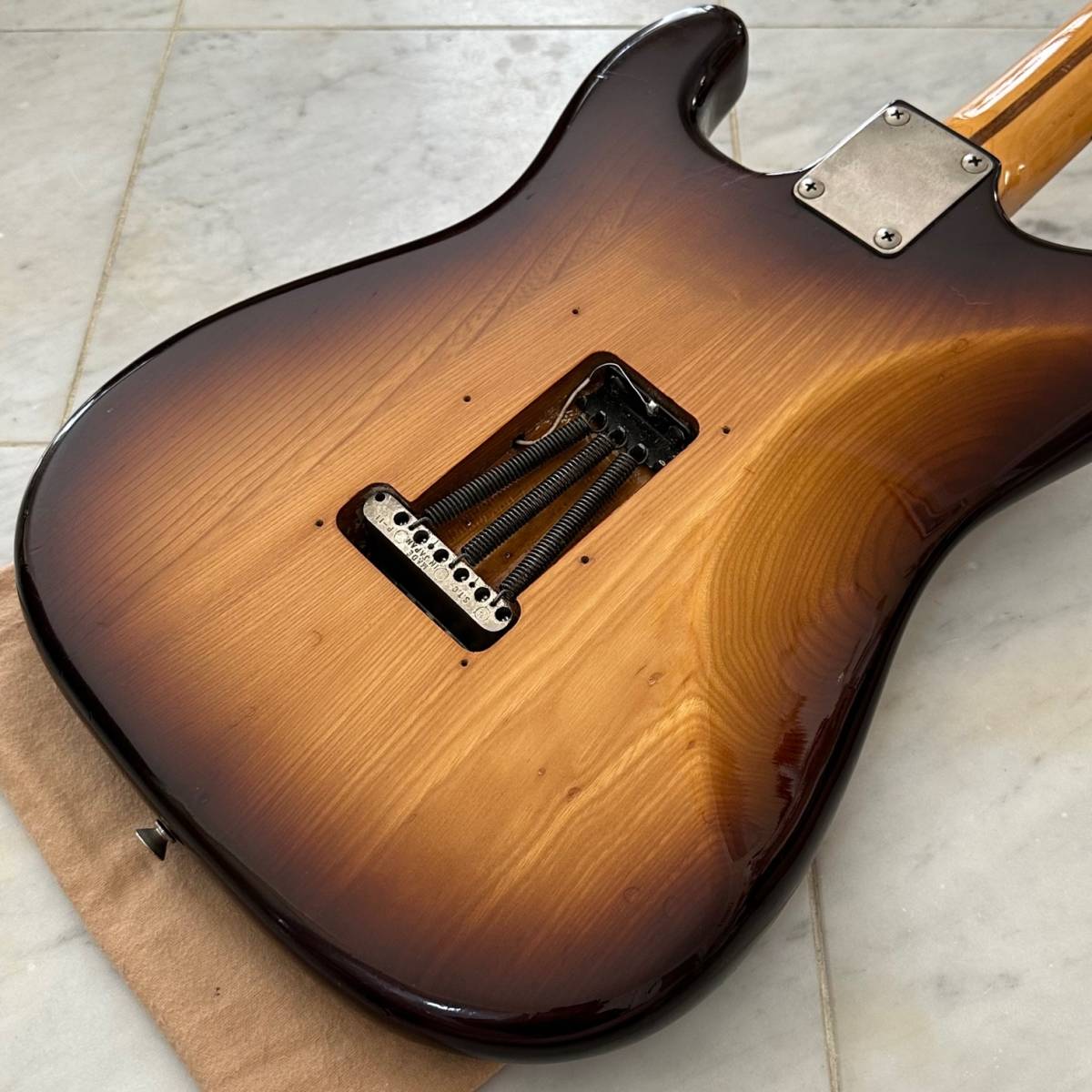 希少 FERNANDES フェルナンデス 石ロゴ 70～80年製 ジャパン