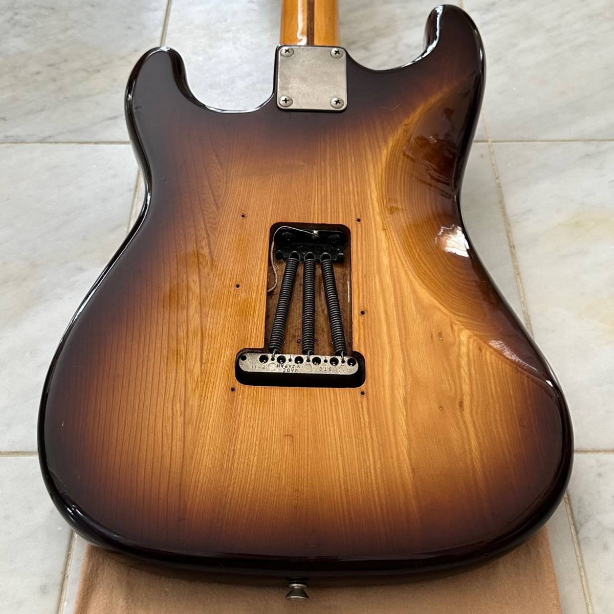 希少 FERNANDES フェルナンデス 石ロゴ 70～80年製 ジャパン