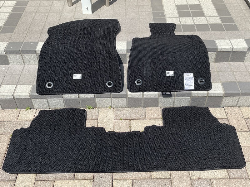 ★【美品♪】★LEXUS レクサス 純正●20系 RX450h RX300 RX200t(AGL20 GYL20)●Fスポーツ●純正オプション★フロアマット 1台分