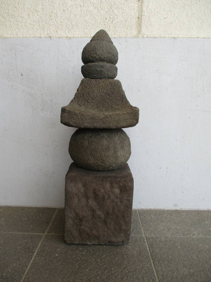 1.　　蔵出し品　　鎌倉末期～室町期頃　　「五輪塔」　　石仏　　大型　　良品　　滋賀県湖東産