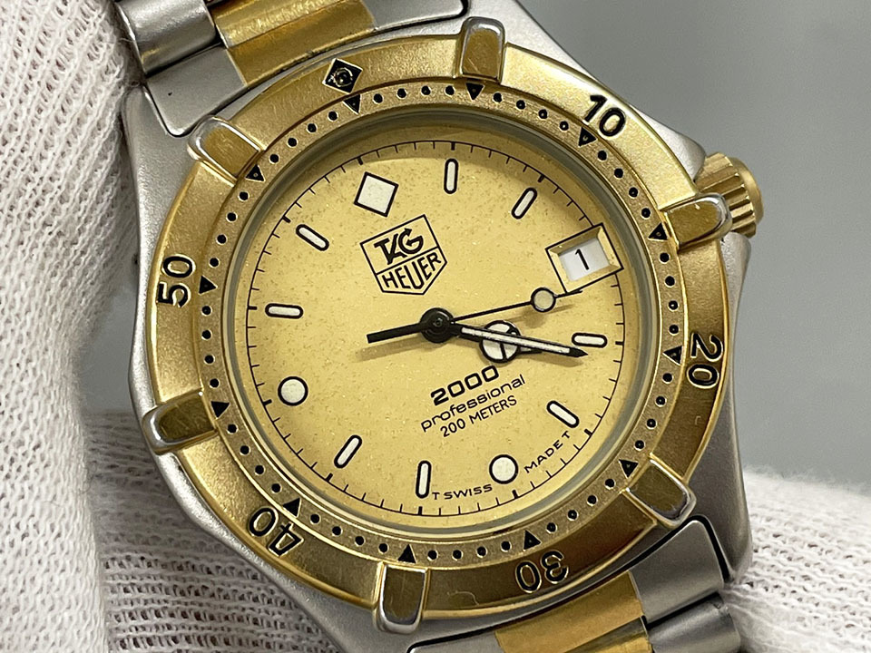 TAG HEUER タグホイヤー QZ 964.013 2000シリーズ プロフェッショナル 電池交換済 稼働品 コマ付 デイト ゴールド文字盤 メンズ腕時計