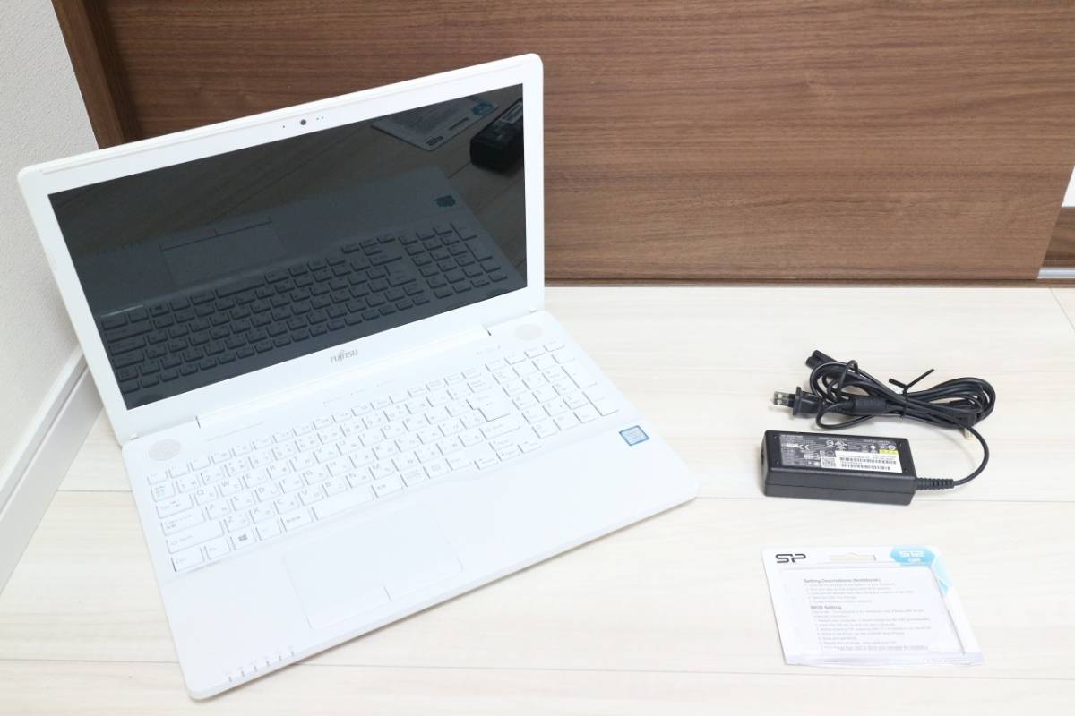 最新 Windows11!! office 2021 新品 SSD512GB ★美品★ 富士通 FUJITSU FMV LIFEBOOK AH50/C3 FMVA50C3WP i7 7700 4GB♪