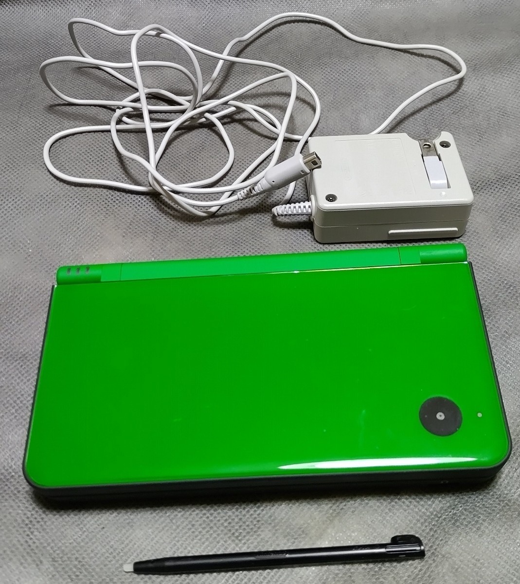 ◇送料込◇任天堂 Nintendo DSi LL グリーン 動作確認済み 【公式通販】