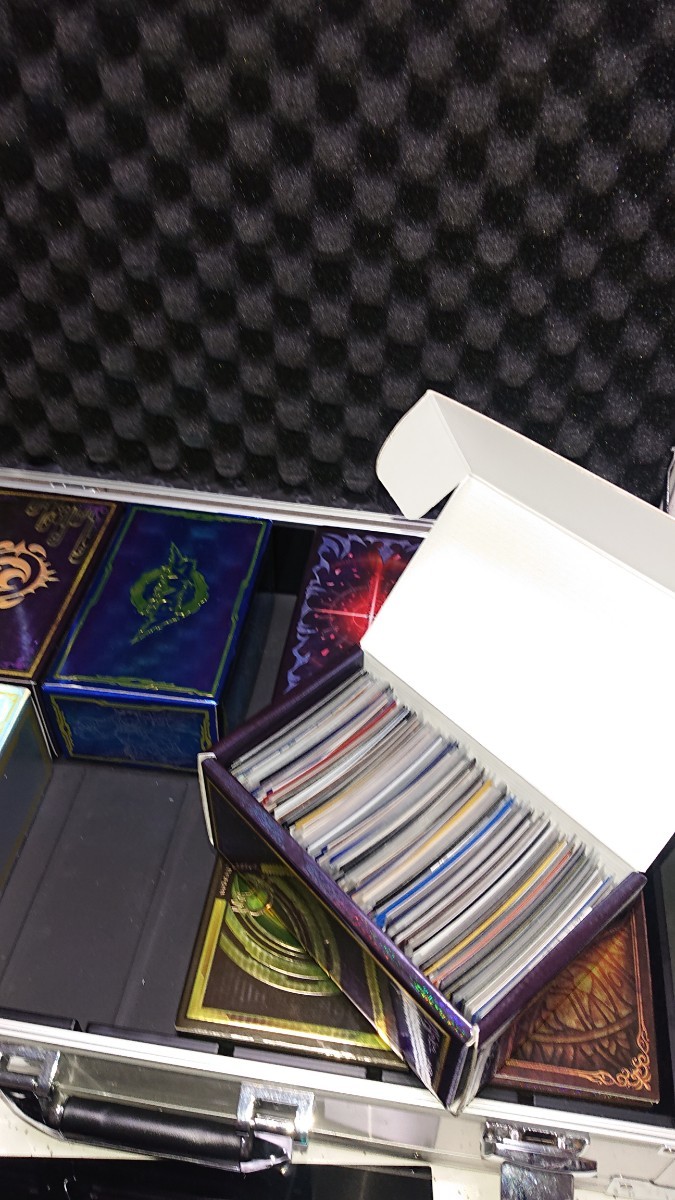 遊戯王 引退品 カード約1700枚(全てスーパーレア以上、手札誘発入り