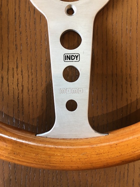 MOMO モモ INDY インディ ウッドステアリング ハンドル レトロ