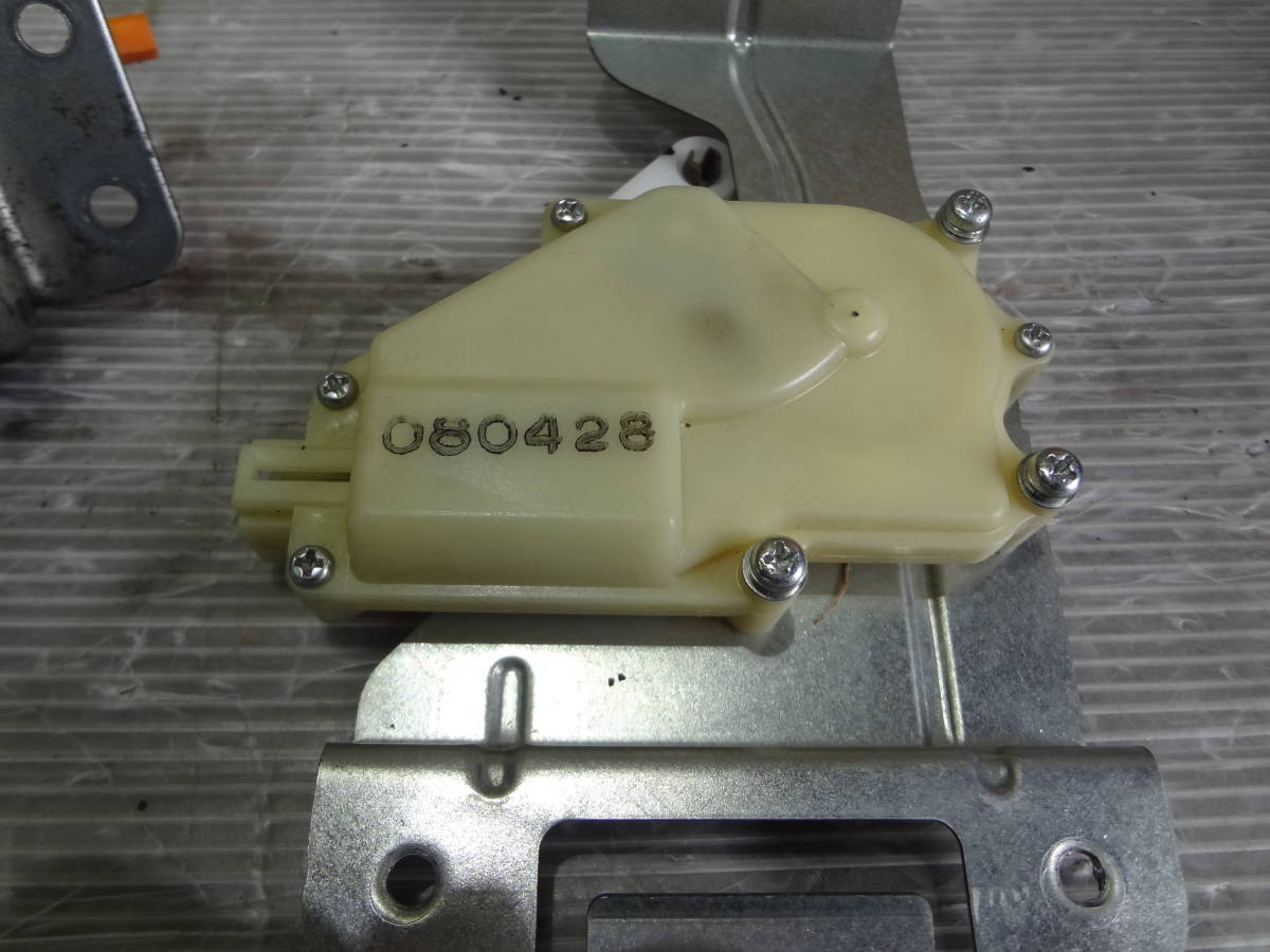 17155 バモス HM1 リアゲートバックドア ドアロック アクチュエーター 