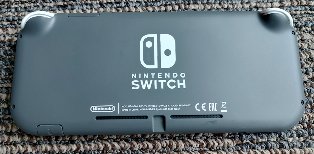 任天堂　ニンテンドー　Nintendo Switch Lite グレー 中古購入品 約６か月使用