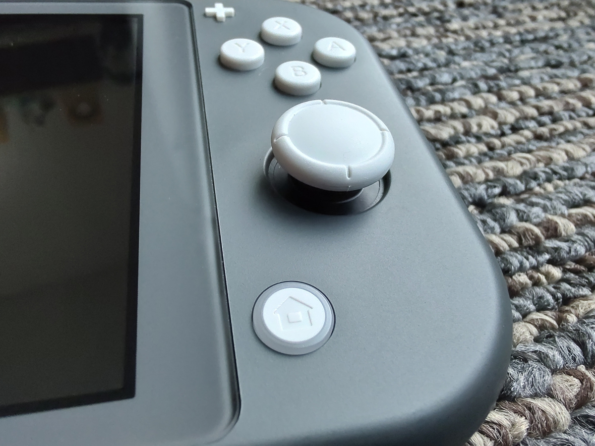 任天堂　ニンテンドー　Nintendo Switch Lite グレー 中古購入品 約６か月使用