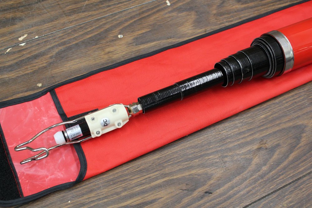 美品 DENSAN ブラックフィッシャー (レッド) DRF-10000L JEFCOM ジェフコム ケーブルキャッチャー 中古品