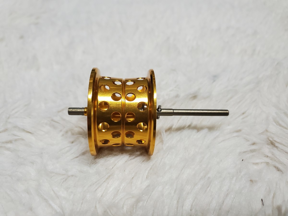 KTF 20/22メタニウム バーサタイルフィネススプール Ver.2 ゴールド