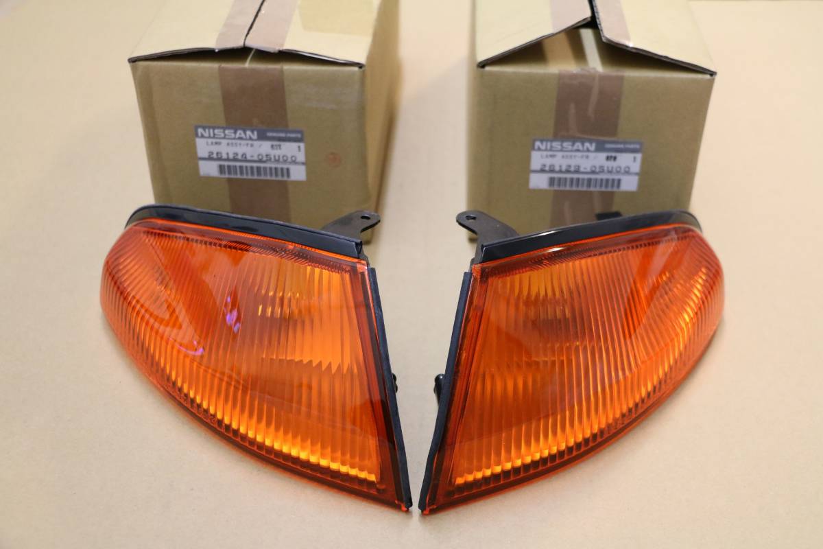 BNR32 スカイラインGT-R フロントウインカー（左）2ドア車全  