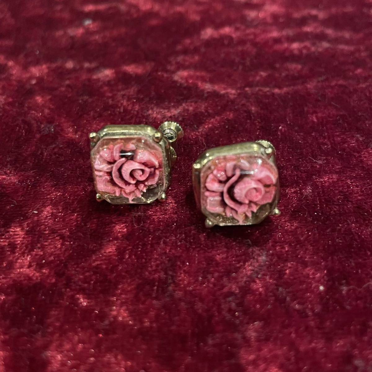 KENZO ケンゾー 樹脂 花モチーフ イヤリング