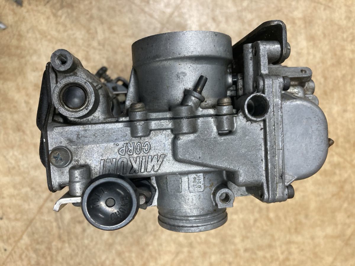 GT様SOLEX ミクニ キャブレター 2基セットインテークTRD付きジャンク GT様SOLEX ミクニ キャブレター 2基セットインテークTRD付きジャンク