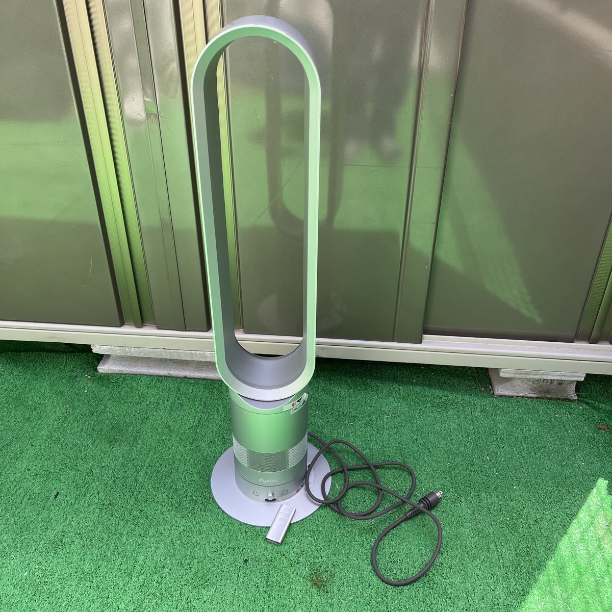 dyson/ダイソン タワーファン air multiplier ホワイト 首振り 扇風機 
