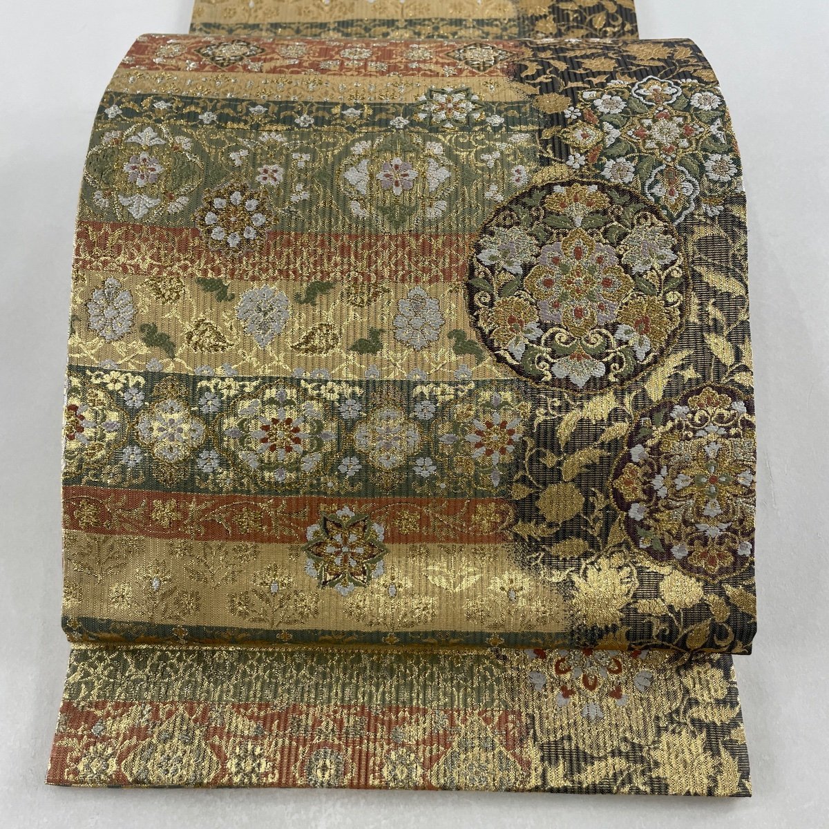 袋帯 美品 秀品 彩替華文 花唐草 金銀糸 箔 金色 六通 正絹 【中古】