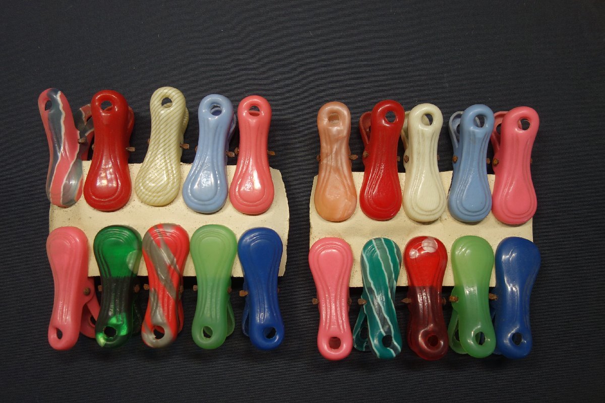 人気，大得価 昭和レトロ 当時物 クリップ 洗濯ばさみ セルロイド カラフル 全20ケまとめて m168(その他)｜売買されたオークション情報、yahooの商品情報をアーカイブ公開 - オークファン その他