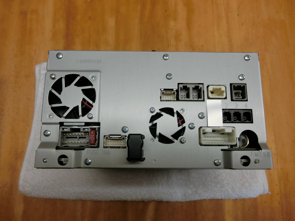 ダイハツ純正 メモリーナビ フルセグ NSZN-W72D ナビ連動ドライブ 