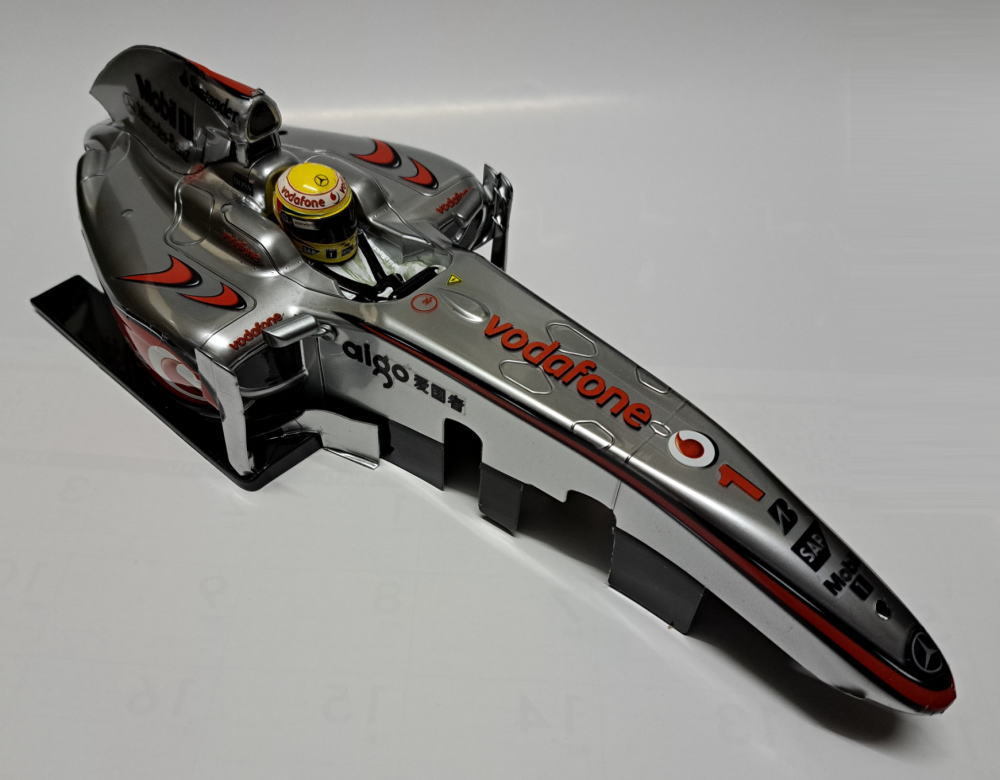 マクラーレン メルセデス MP4-24】タミヤ 1/10 F104 未走行 ボディ
