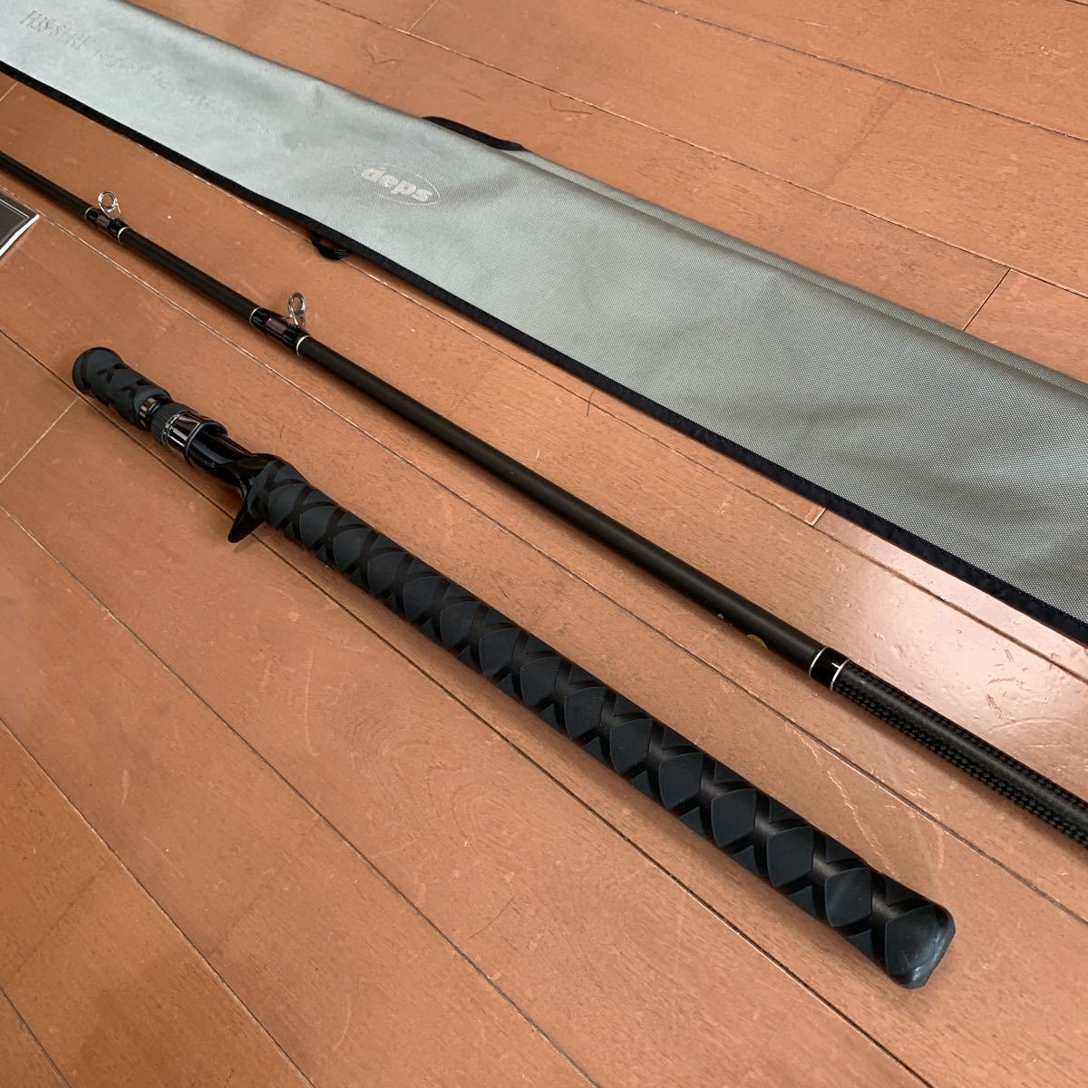 デプス ヒュージカスタム H3S-81RF Kガイド仕様 ビッグベイトや怪魚に 