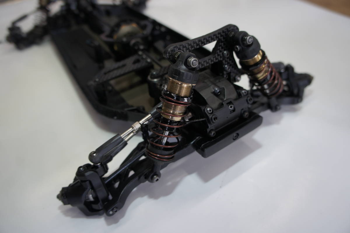 ヨコモ YZ-4SF2 ハイエンド4WDバギー 新品ボディ＆ウイング 付属品多数