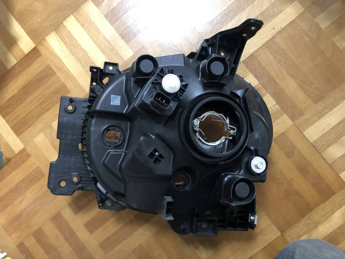 MX91S 純正 スズキ ヘッドライト 美品⁄キズ無 右ヘッド ワゴンR