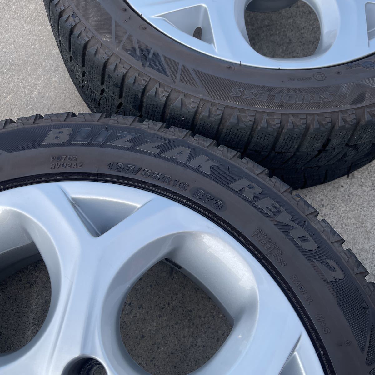 シトロエン C3 純正ホイール 16インチ 6J 4穴 PCD108 +22 195/55R16 
