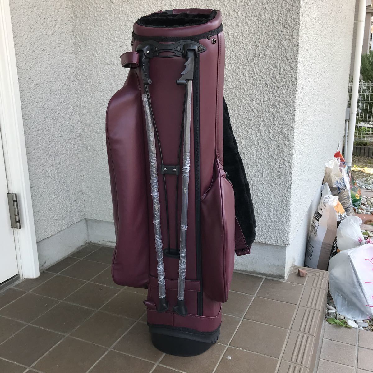 数回使用 TaylorMade × UNITED ARROWS スタンドキャディバッグ ワイン 