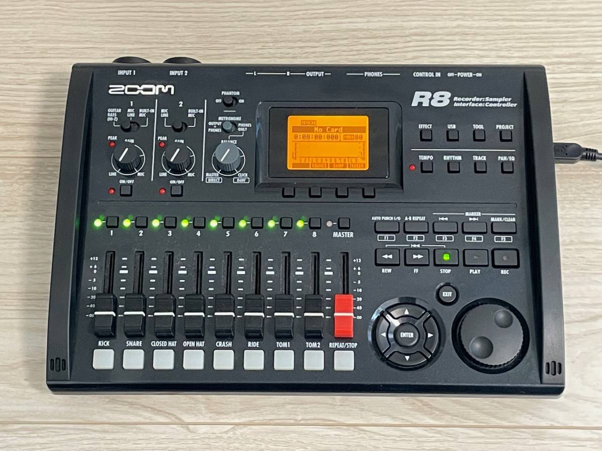 ZOOM R8 レコーダー:サンプラー:インターフェース:コントローラー Zoom