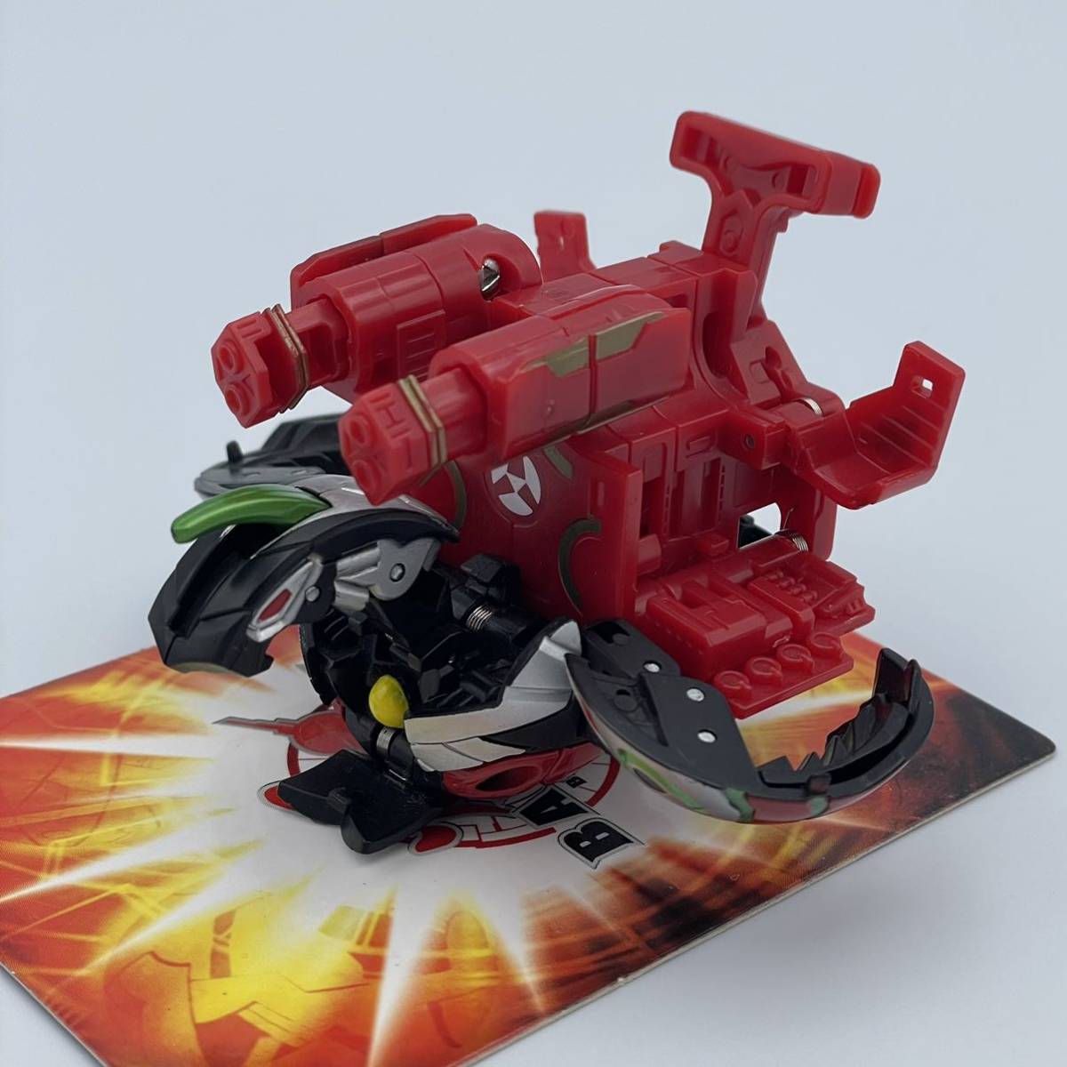 ノヴァ・ヘリオスMKⅡ PYRUS HELIOS MKⅡ 爆丸コンバットセット 爆丸 
