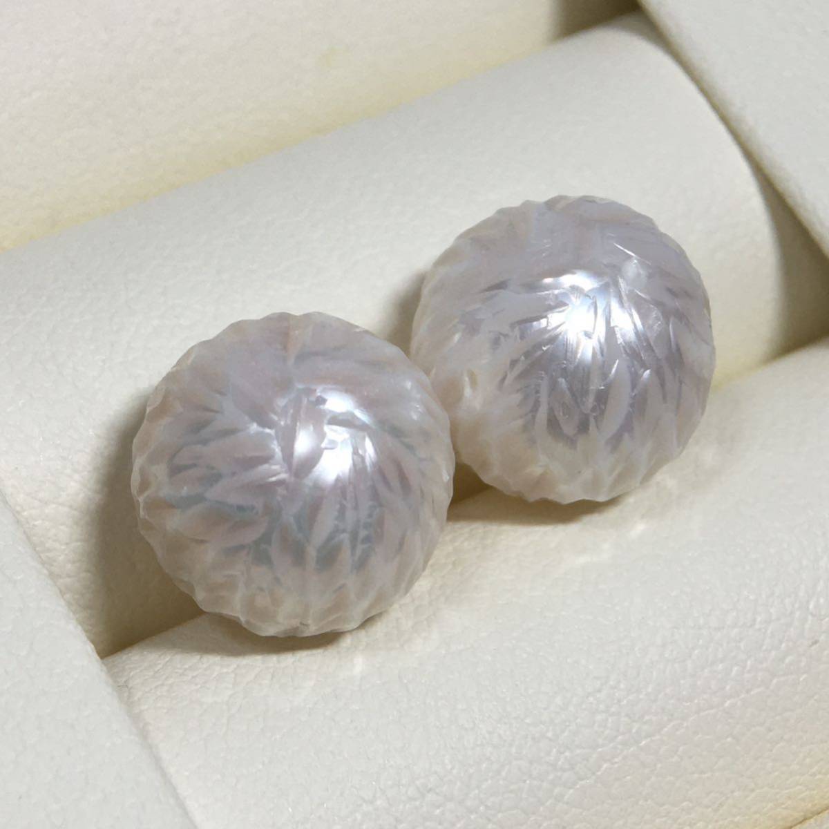 AB91 特大13mm ダブルピアス 淡水真珠 エジソンカットパール - Bubble 