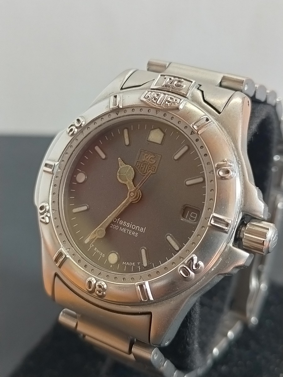 稼働 訳あり タグホイヤー メンズ腕時計 TAG HEUER クオーツ グレー文字盤 999.213A