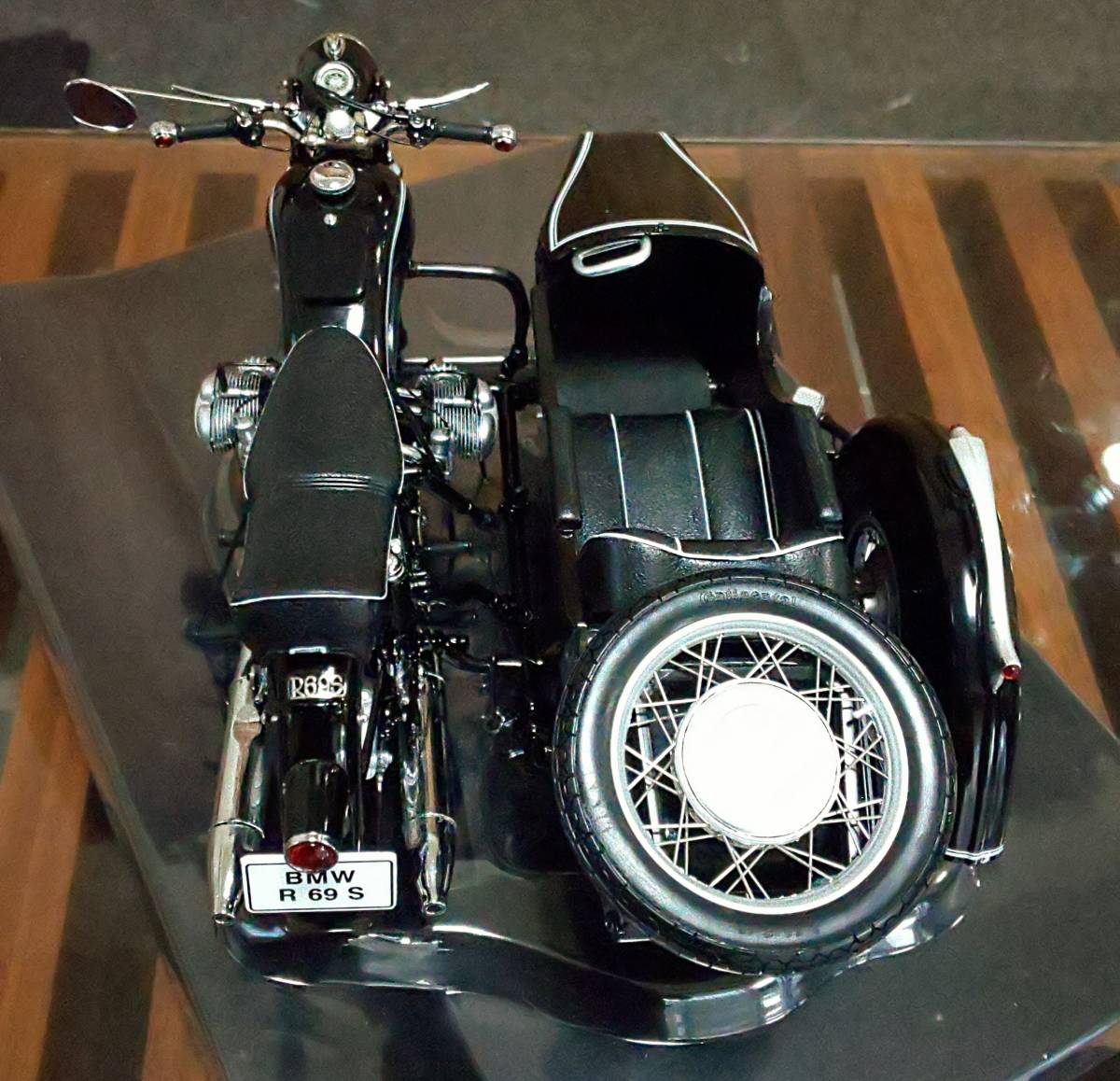 シュコー】1/10 BMW R69/S サイドカー（1960年～1969年）(オートバイ