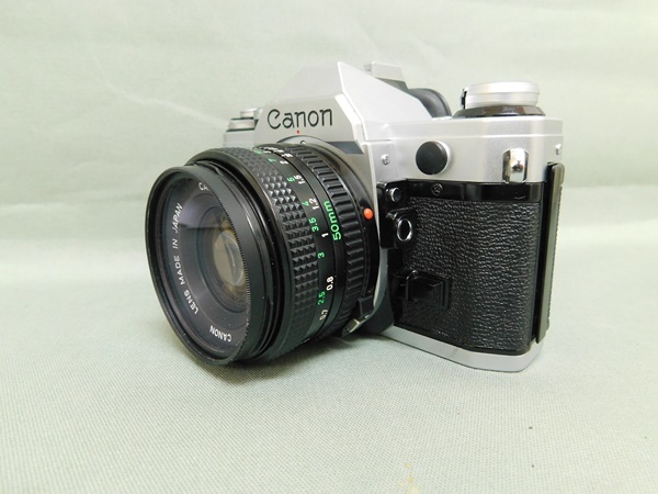 AE-1 Canon キャノン | 50mm フィルムカメラ FD シルバー - 一眼レフ