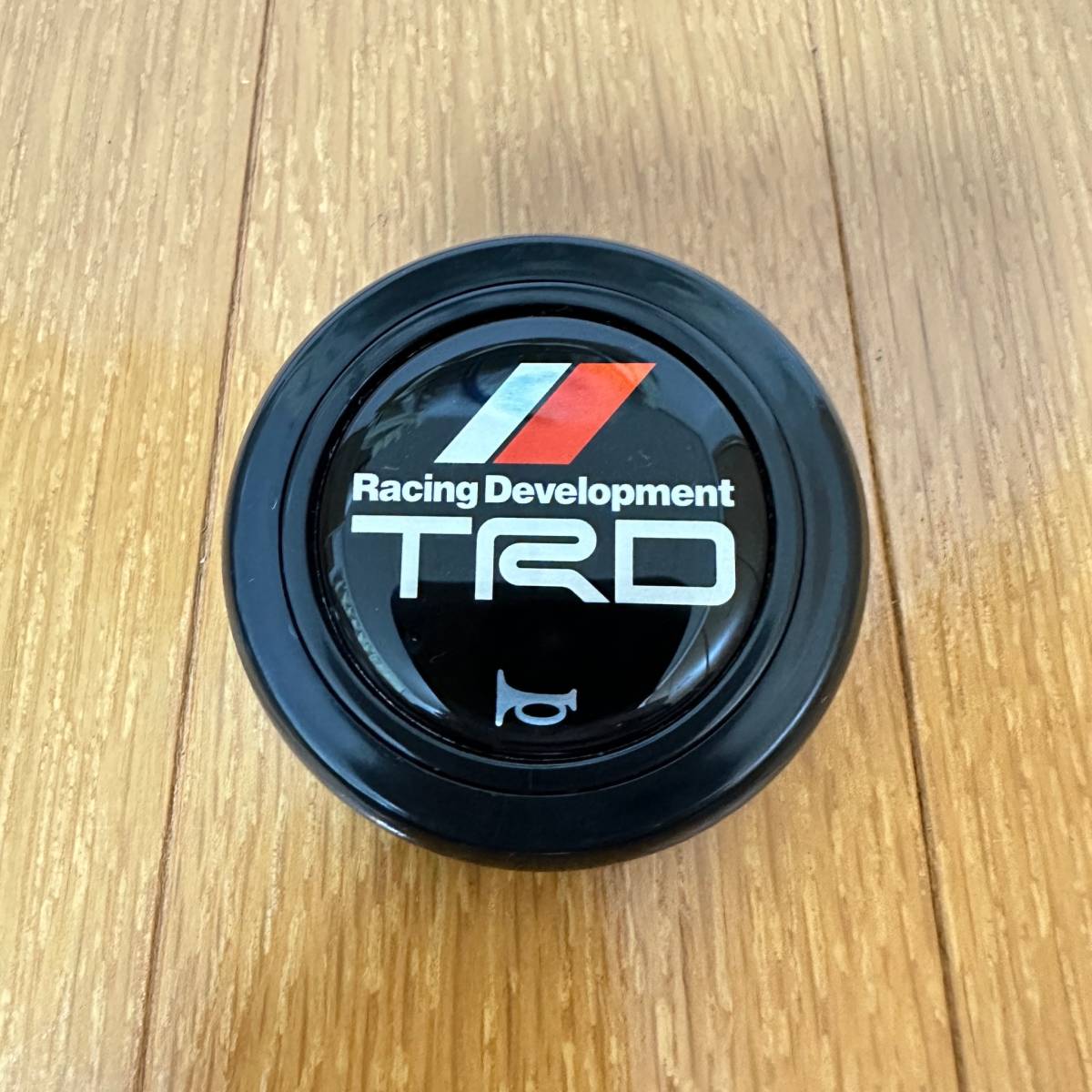 TRD ホーンボタン トヨタ TOYOTA モモ MOMO ナルディ NARDI スパルコ 