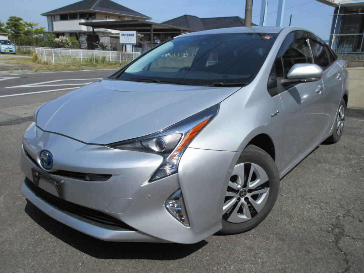 【希少の4WD!!H27プリウス上級A E-Four☆セーフティセンスP!7型T-Connect純正SDナビ!DSRCユニット!1500Wコンセント!ITSコネクト!予備検付】