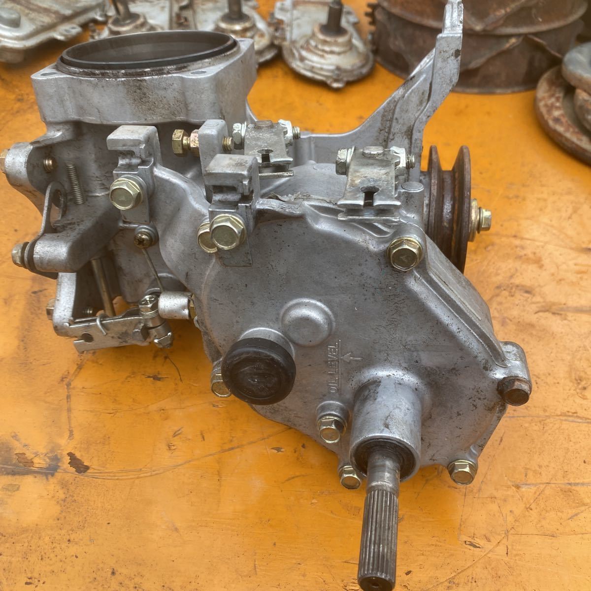 オーレックスパイダーモアSP850ミッション中古品 草刈機 刈り払い機