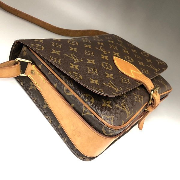 LOUIS VUITTON ルイヴィトン モノグラム カルトシエール ショルダーバッグ 斜め掛け ショルダー M51252 メッセンジャー 正規品 保証 最落無