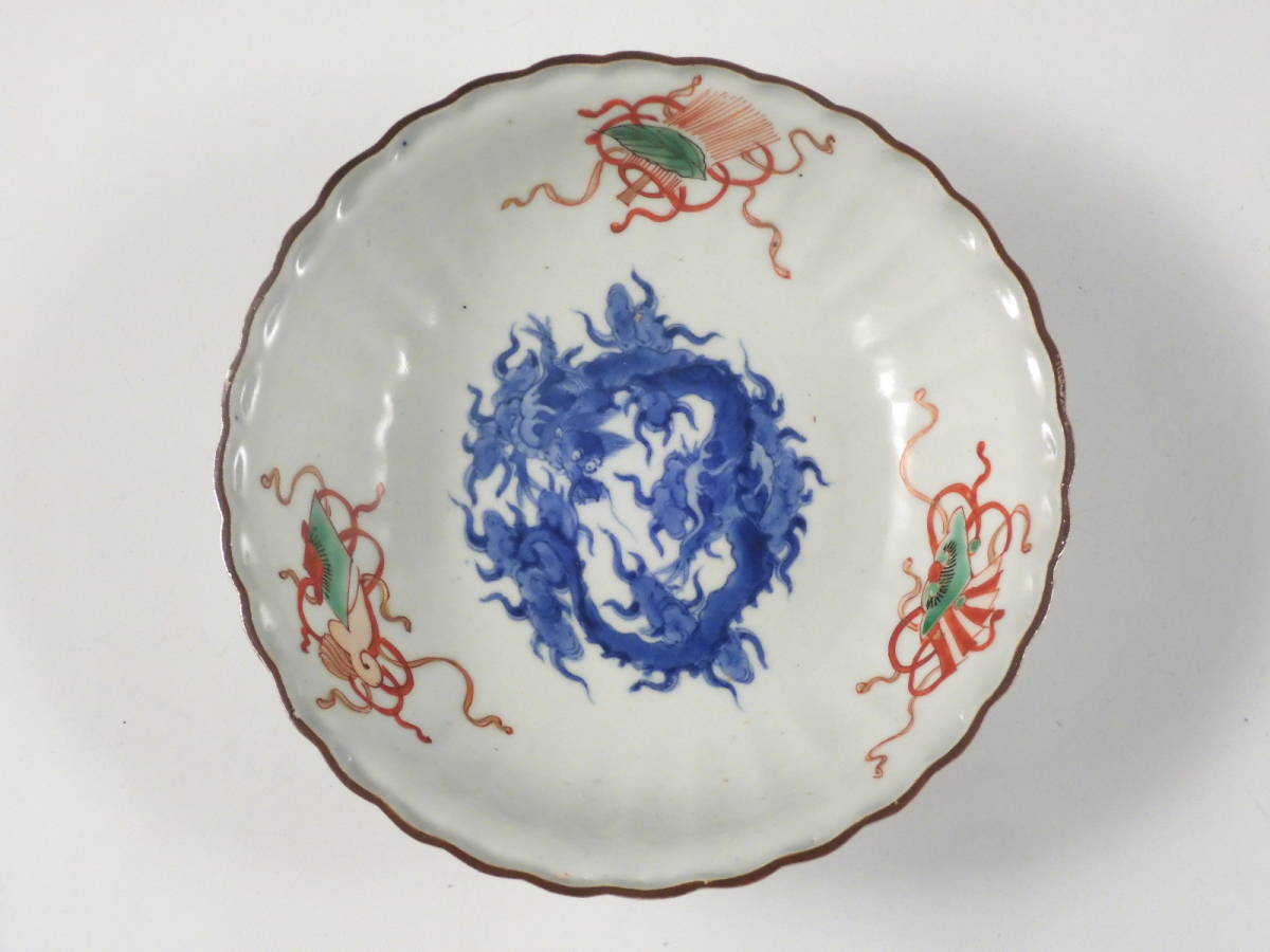 人気セール，限定SALE 栄 時代 柿右衛門 濁手 色絵 龍 宝尽文 渦福 輪花 飾鉢 15.5cm 無傷完品 江戸期 40kw318(柿右衛門様式)｜売買されたオークション情報、yahooの商品情報をアーカイブ公開 - オークファン 伊万里、有田