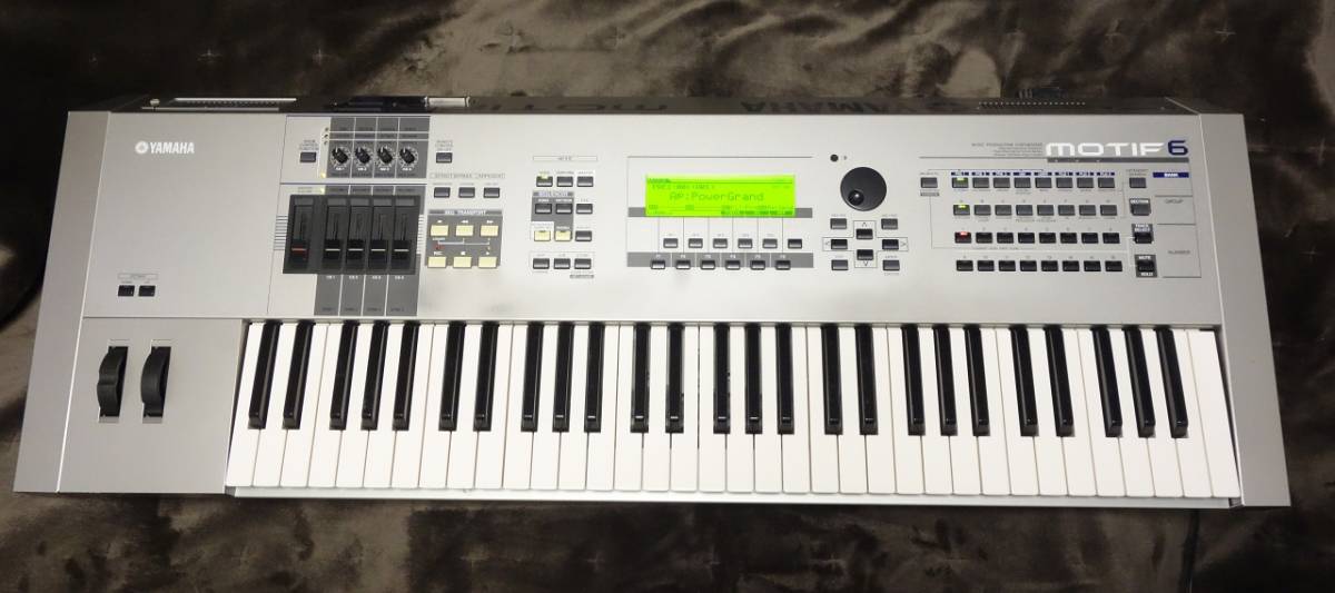095 YAMAHA ヤマハ DX21 シンセサイザー 61鍵盤 ※現状品