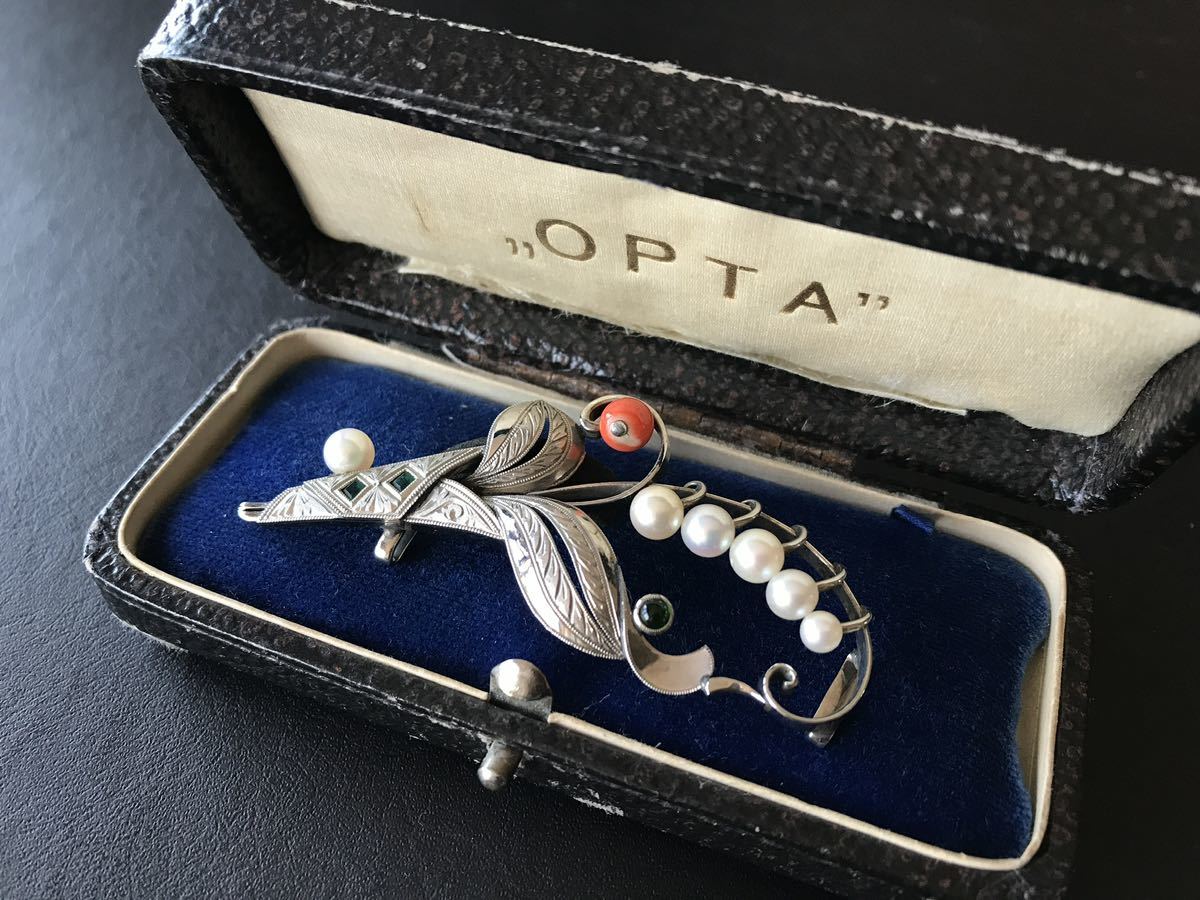 金工細工　鈴蘭　ブーケ　帯留　アンティーク　真珠　珊瑚　エメラルド　翡翠？　spm刻印　ケース無し