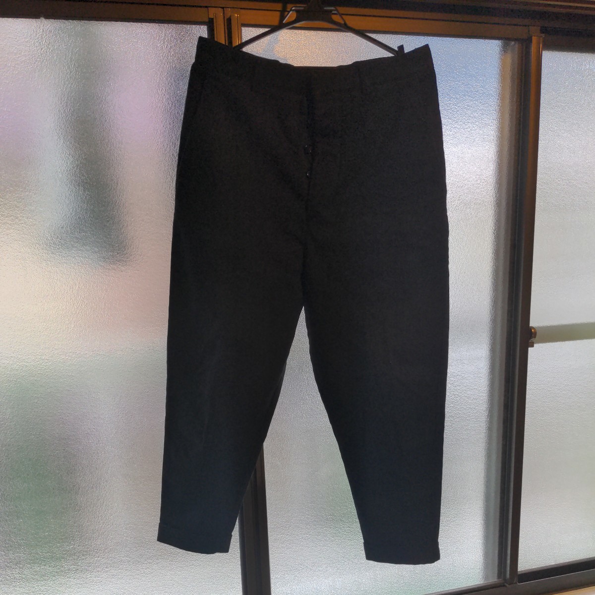 アミ　アレクサンドルマテュッシ AMI Alexandre Mattiussi　定番サルエル型　キャロットパンツ　コットン　黒　サイズはS(日本のM位)