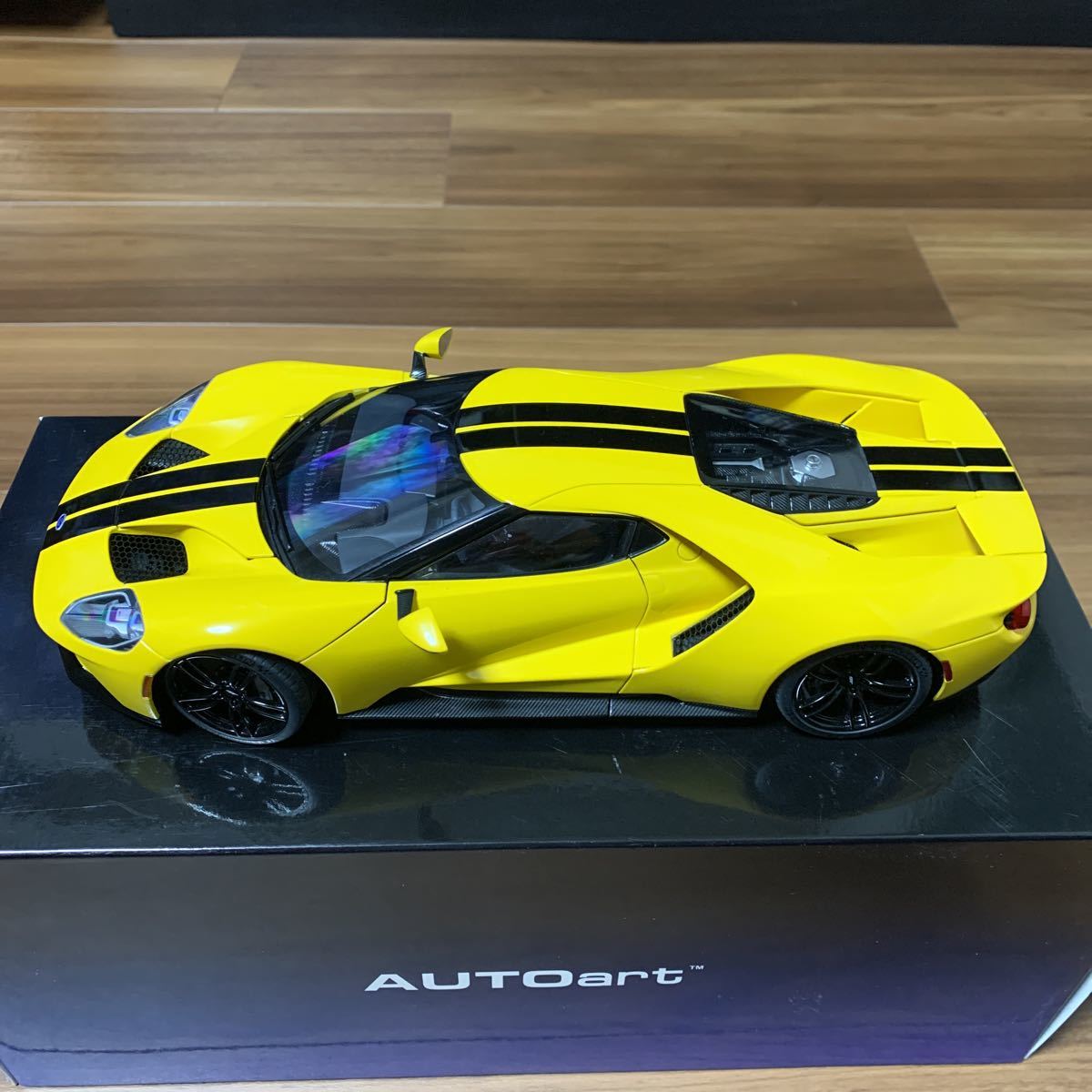 AUTOart オートアート 1/18 FORD GT 2017 フォードGT TRIPLE YELLOW