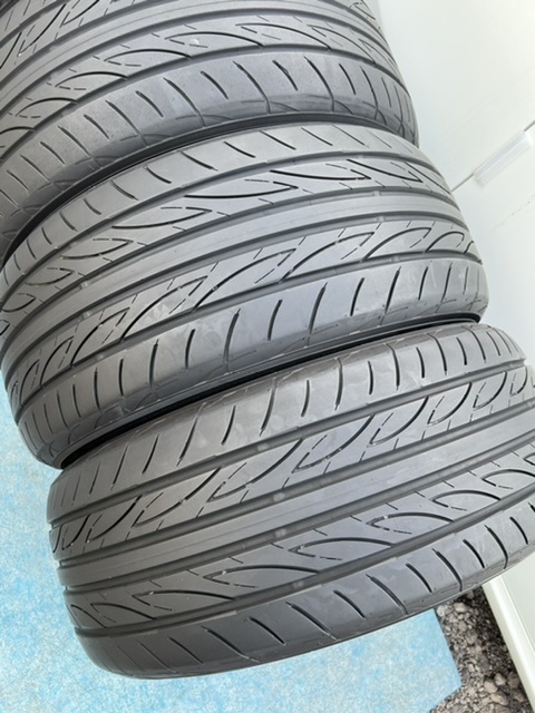 中古タイヤ4本セット YOKOHAMA ADVAN 235/50/18 2017年製 ヨコハマ