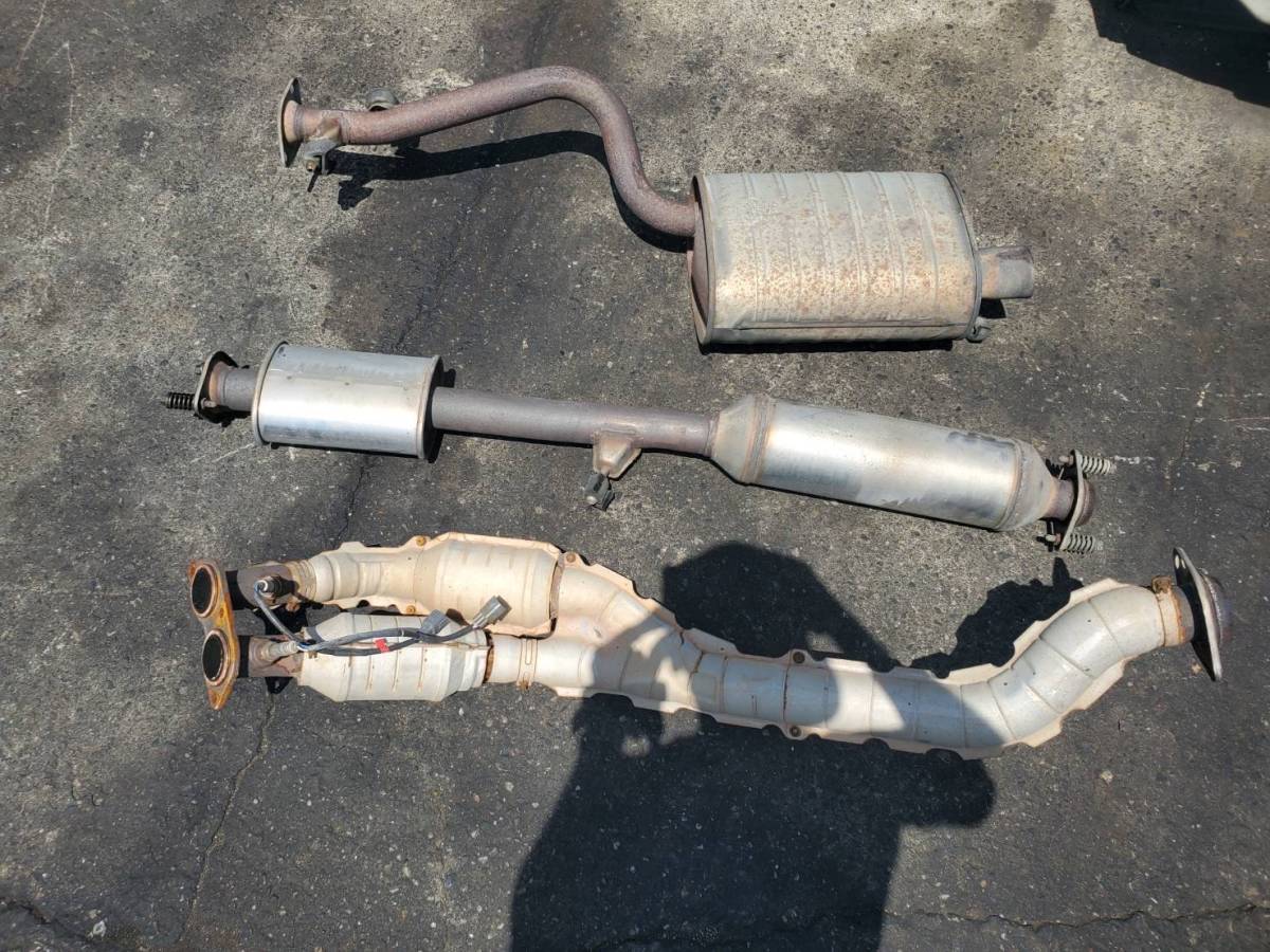 アルテッツァ SXE10 純正 マフラー