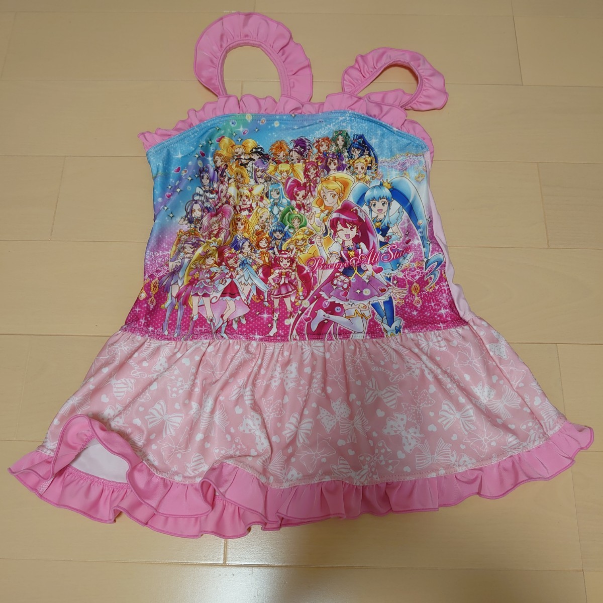 クリーニング済　プリキュアオールスターズ　ワンピース水着　130cm