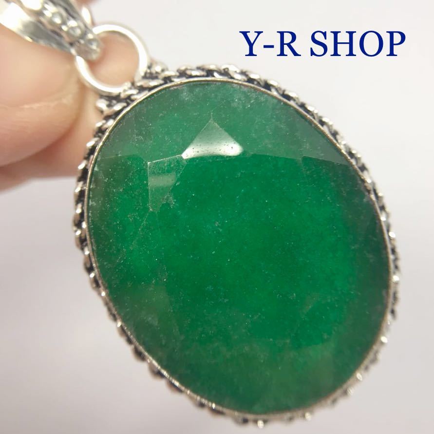 天然石★エメラルド のアンティーク調ペンダントトップ ★レディースネックレスシルバー925刻印カラーストーン エスニックインド新品Y-R