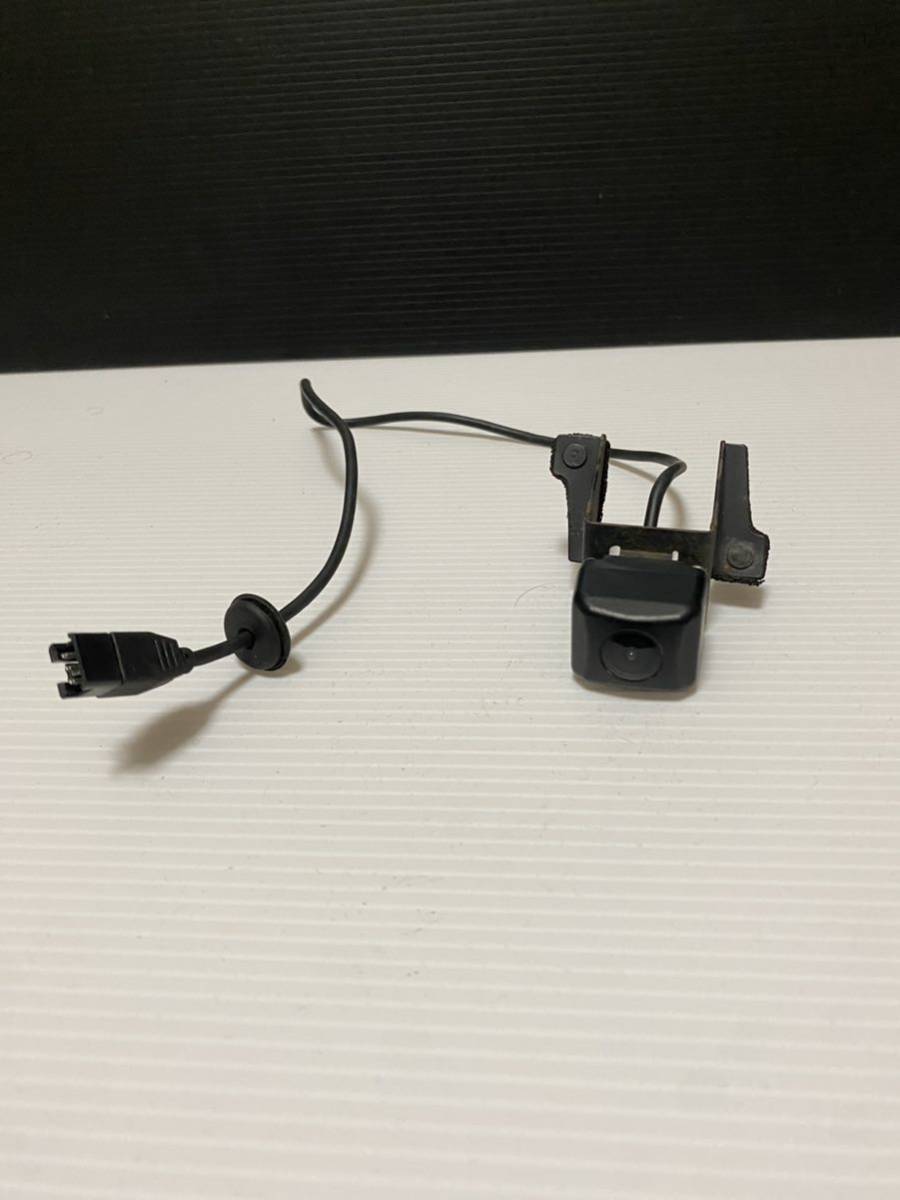 中古トヨタプリウス ZVW30 純正バックカメラ リアカメラ(03)