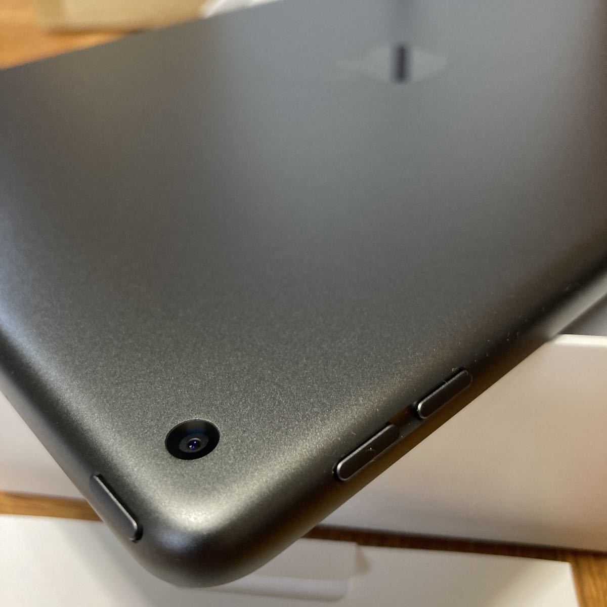 iPad 10.2インチ Wi-Fi 64GB スペースグレイ 2021年モデル 中古美品