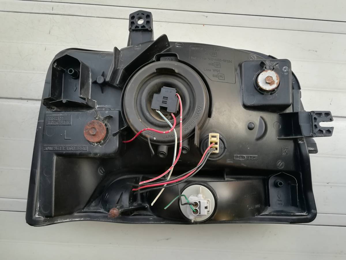 エブリィ DA62V DB52V DA52V ヘッドライト左右 KOITO 100-32624 DA62V