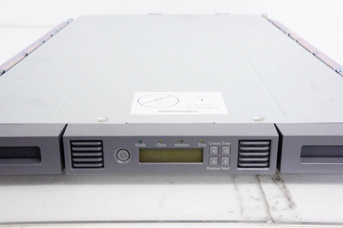 HP⁄テープオートローダー ☆StorageWorks 1⁄8 HPE StoreEver 1/8 G2
